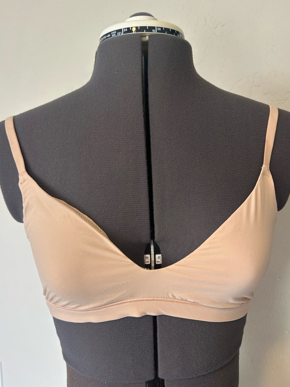 INLYRIC Bralette Bra Warm Beige M Wireless Adjustable Strap Pullover IB030 (1945